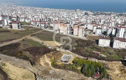 Kuleler bölgesinde deniz manzaralı satılık arsa - Takasa uygun