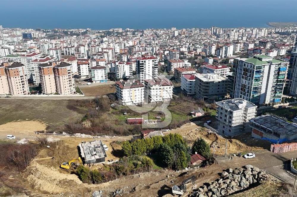 Kuleler bölgesinde deniz manzaralı satılık arsa - Takasa uygun