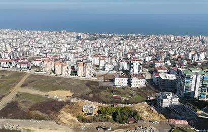 Kuleler bölgesinde deniz manzaralı satılık arsa - Takasa uygun