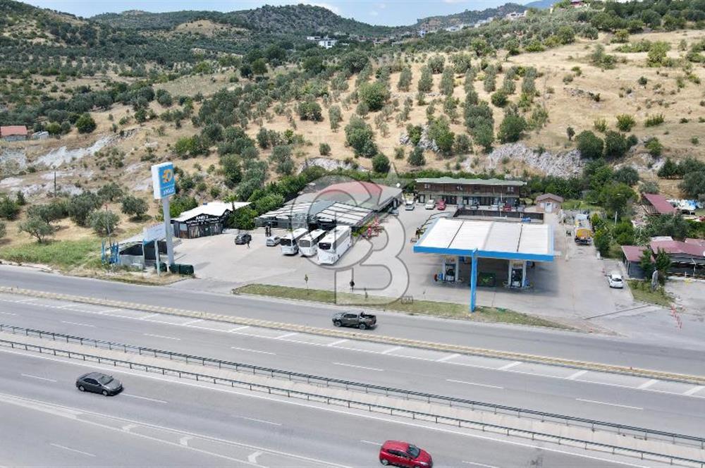 İzmir Çanakkale Yolu Bergama Kavşağında Satılık Akaryakıt İstasyonu ve Konaklama Tesisi