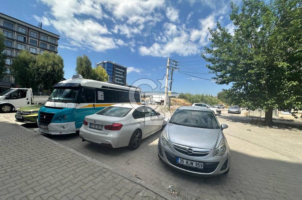 Bornova'nın Kalbinde 537m² Satılık Dükkan