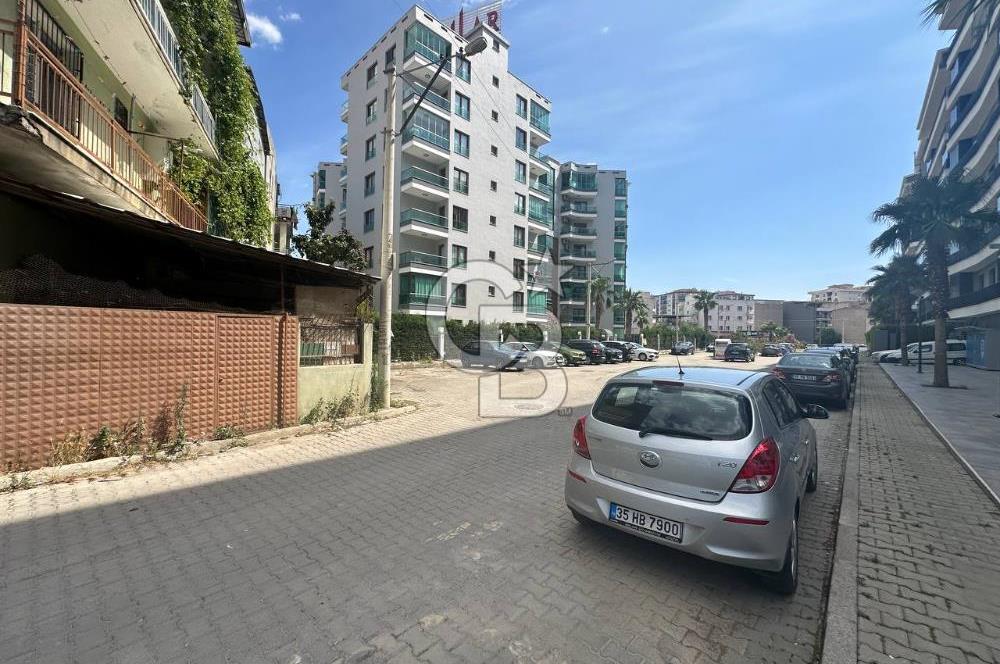 Bornova'nın Kalbinde 537m² Satılık Dükkan