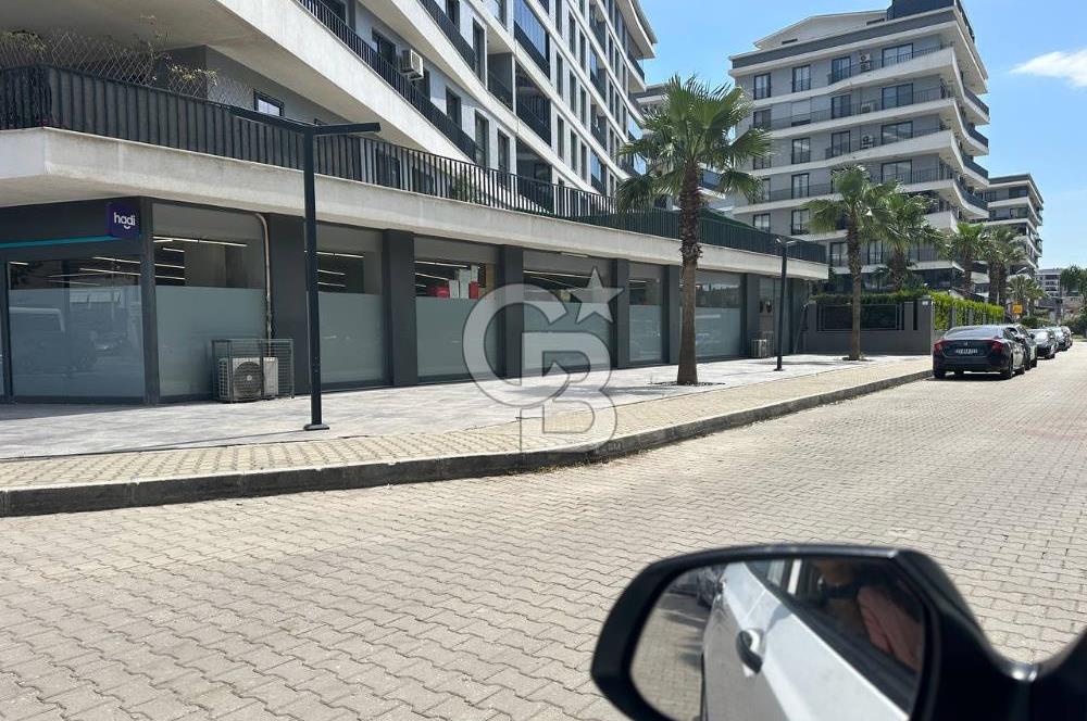 Bornova'nın Kalbinde 537m² Satılık Dükkan