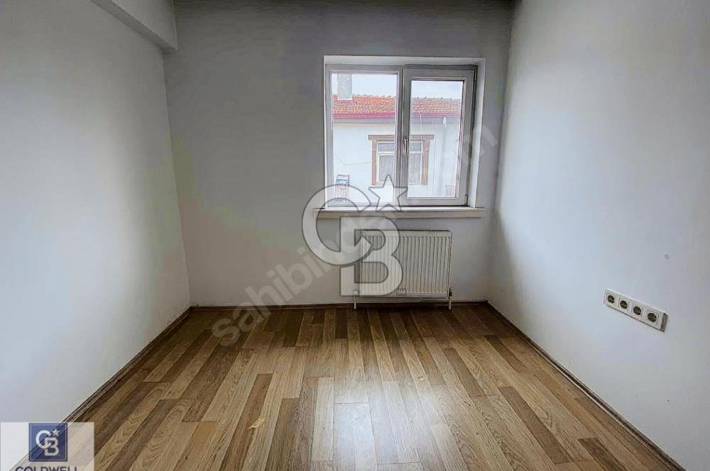 SİNCAN MERKEZ'DE TEMİZ BAKIMLI 2+1 KİRALIK OFİS