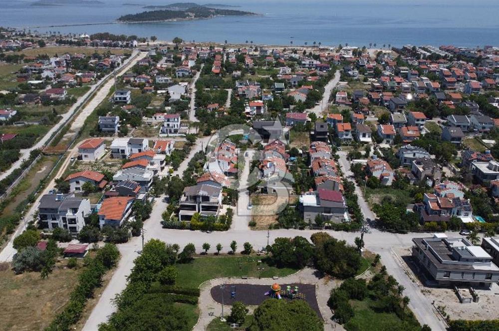 Urla'da Denize Yakın Müstakil Villa