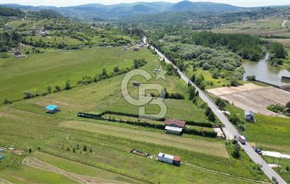 Şile Ağva Geredeli’de Ağva Merkeze Çok Yakın Anayol Üzeri Otobana Yakın Arazi