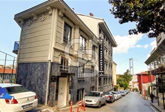COMMERCIAL BUILDING FOR SALE IN ORTAKÖY PALANGA STREET