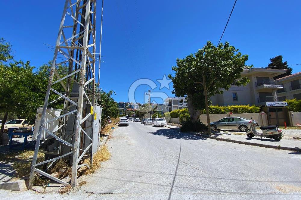 Çeşme Merkez'de Satılık Taş Ev