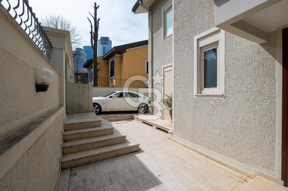 Levent'te Bahçeli, Havuzlu, Otoparklı KİRALIK Müstakil Villa