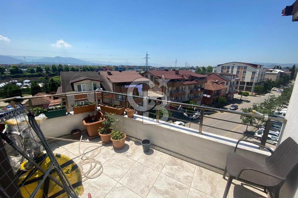 KARTEPE İSTASYON MAHALLESİ'NDE SATILIK 3+1 ÇATI DUBLEKS DAİRE