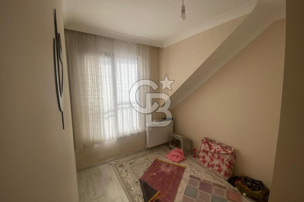 KARTEPE İSTASYON MAHALLESİ'NDE SATILIK 3+1 ÇATI DUBLEKS DAİRE