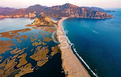 Dalyan Boğazı'nda Muhteşem Konumda Satılık Yarımada