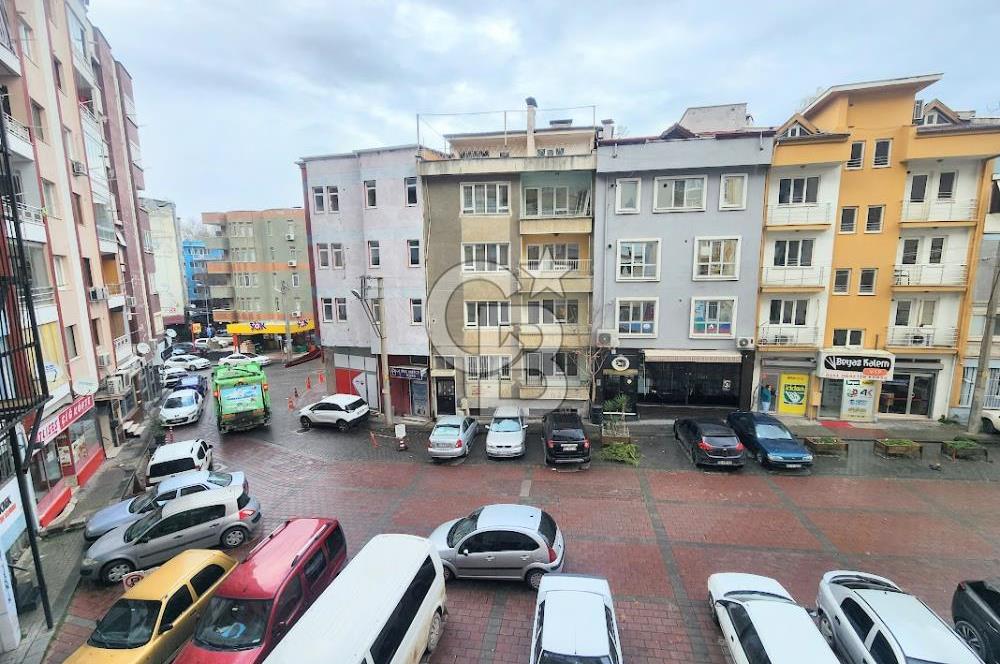 Çınar Merkezde Çift Balkonlu 150 M² Asansörlü 3+1 Kiralık Daire 