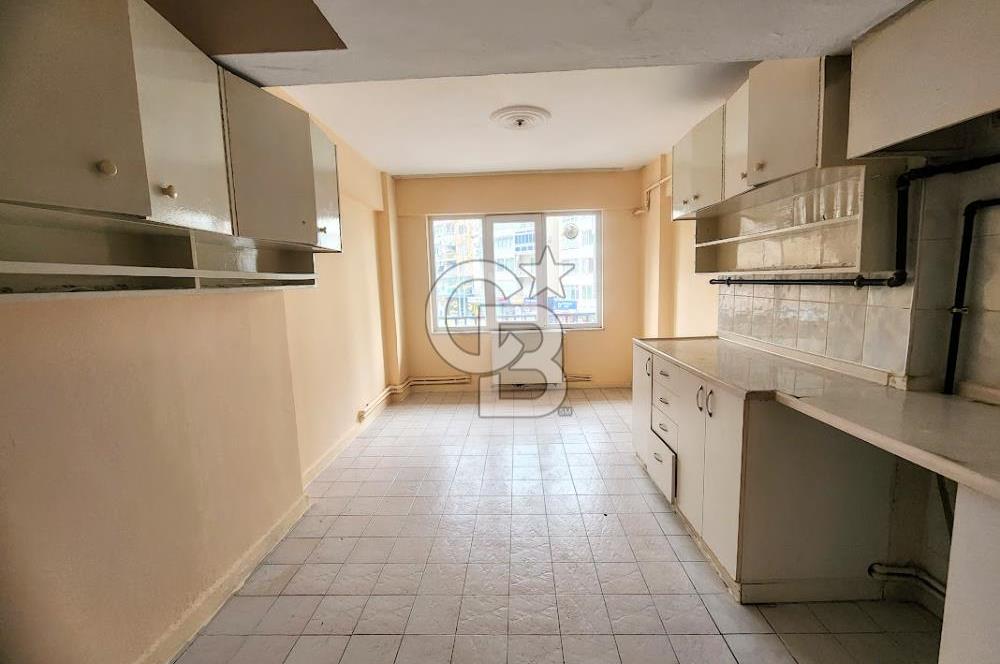 Çınar Merkezde Çift Balkonlu 150 M² Asansörlü 3+1 Kiralık Daire 