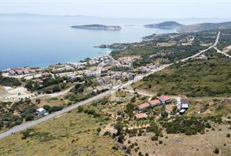 KARABURUN'DA DENİZ MANZARALI SATILIK ÇİFTLİK