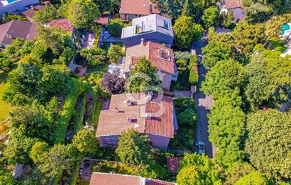 Satılık Tarabya Bahçe içersinde   Villa