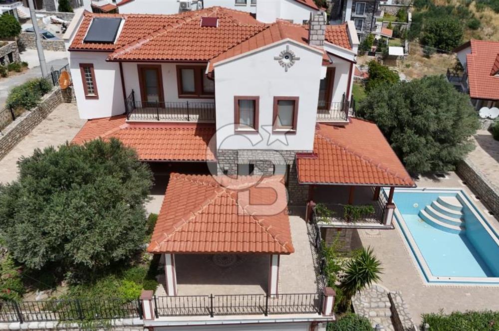 TRIPLEX WITH PANOROMIC SEA VIEW IN DATÇA