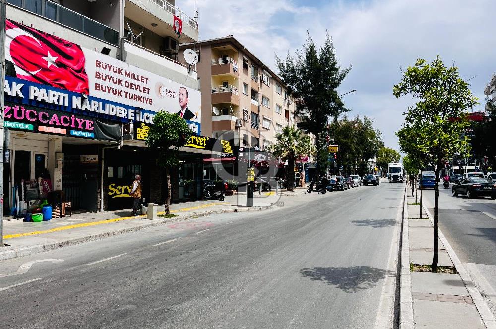 İzmir Narlıdere Mithat paşa Cad. Satılık 160m2 Dükkan