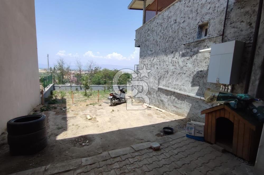 Salihli Lidya Otel Yakınında Satılık Bahçeli Villa