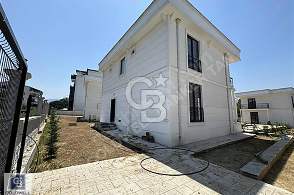 CB TAN-KOCAELİ SARIMEŞE'DE SATILIK 4+1 220M² HAVUZLU VİLLA