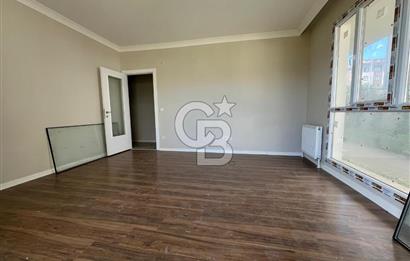 Sultanbeyli’nde sosyal tesisli site içinde bahçeli 2+1 daire