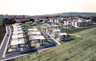 Deniz Manzaralı 2+1 site içi Lansmana özel villa