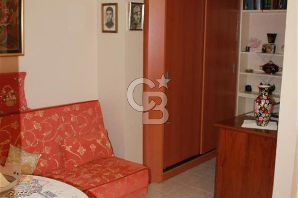 Cihangir Sıraselviler Cad. Üzerinde  195 m2 3+1 Satılık Daire