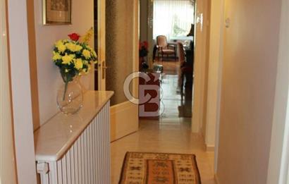 Cihangir Sıraselviler Cad. Üzerinde  195 m2 3+1 Satılık Daire