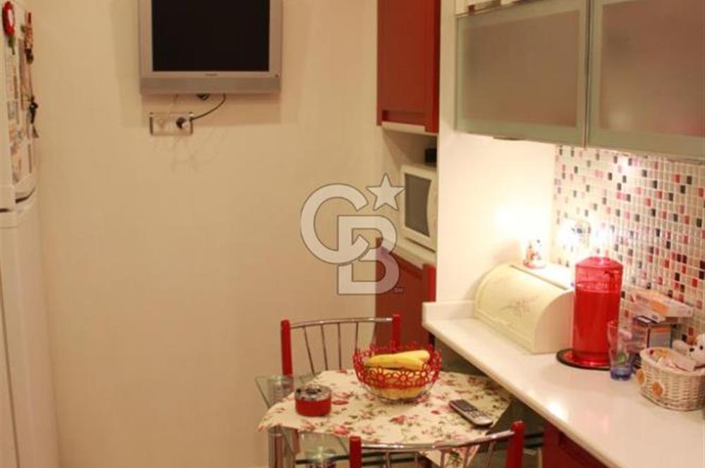 Cihangir Sıraselviler Cad. Üzerinde  195 m2 3+1 Satılık Daire