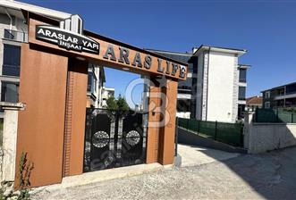 SERDİVAN'DA KAPALI OTOPARKLI !! 145 m2 ARA KAT 3+1 ''0'' DAİRE 