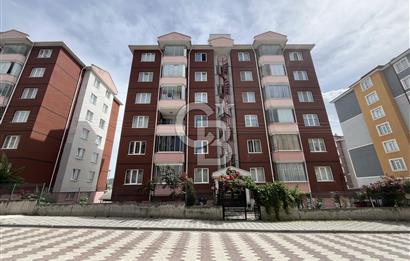 4 EYLÜL MAHALLESİ ÇİLEK EVLERİ 4+1 200m2 DAİRE