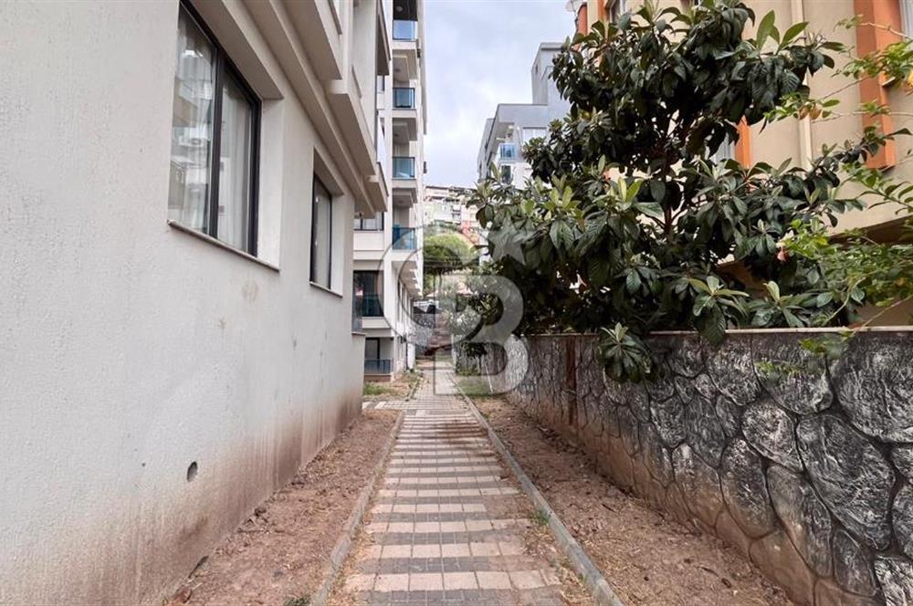 BAYRAKLI'DA 2+1 92 M2 SATILIK DAİRE