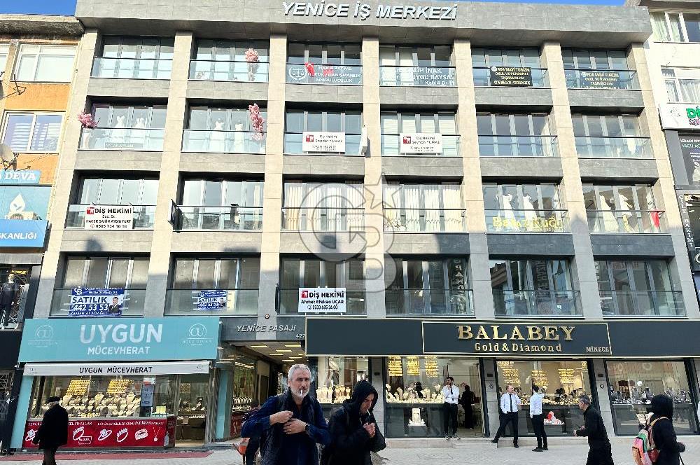 MALTEPENİN KALBİNDE TABELA DEĞERİ YÜKSEK OLAN SATILIK DAİRE