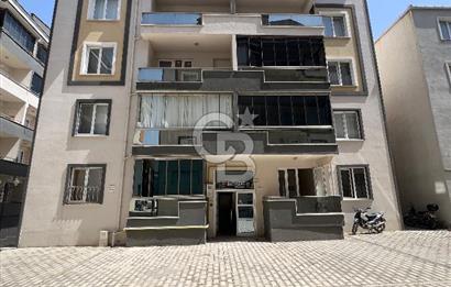 LAPSEKİ MERKEZDE SİTE İÇERİSİNDE CADDEYE YAKIN 5+2 SATILIK DUBLEKS DAİRE.