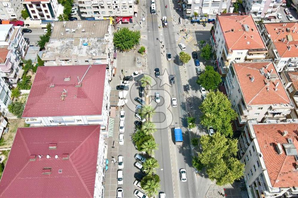 Buca Menderes Caddesi Üzeri Devren Kiralık Dükkan