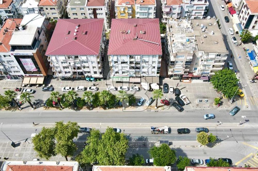 Buca Menderes Caddesi Üzeri Devren Kiralık Dükkan