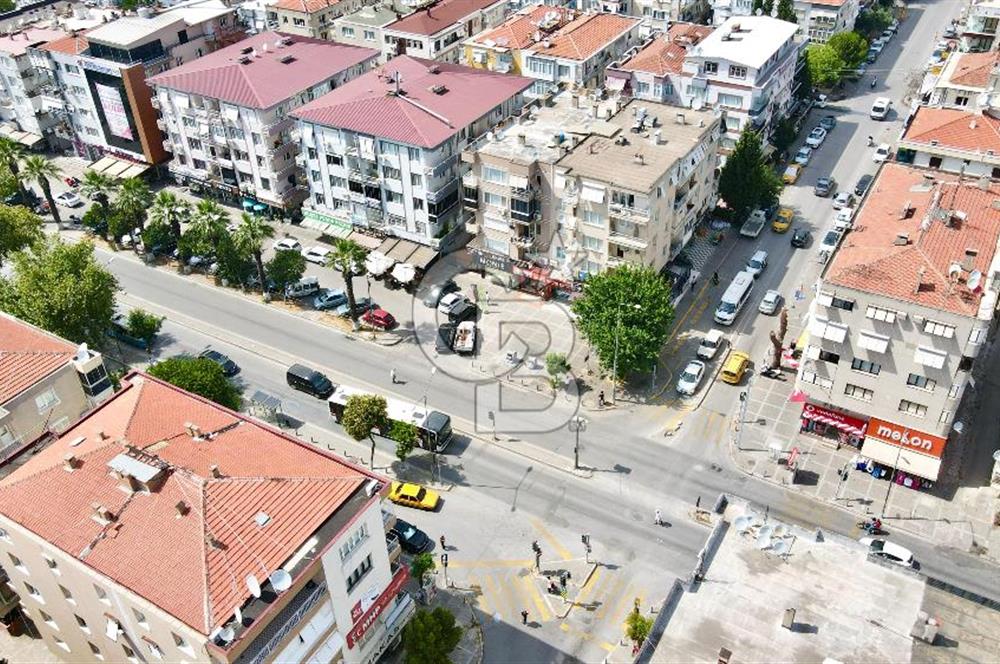 Buca Menderes Caddesi Üzeri Devren Kiralık Dükkan