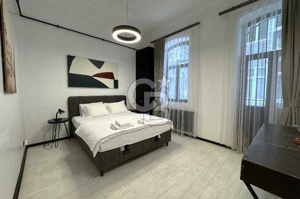 140 m2 Seasonal Rental Luxury Apartment in Şişhane (Including Bills, Office Use)