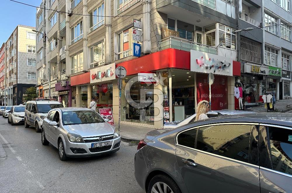 SAMSUN İLKADIM GAZİ CADDESİNE CEPHE 170M2 SATILIK KÖŞE DÜKKAN