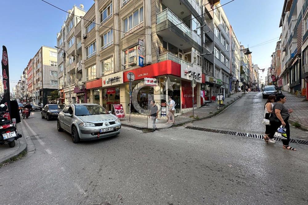 SAMSUN İLKADIM GAZİ CADDESİNE CEPHE 170M2 SATILIK KÖŞE DÜKKAN