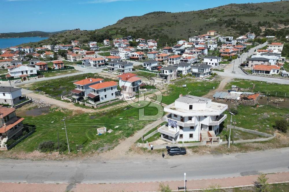 Ayvalık Küçükköy'de Satılık Müstakil İkiz villa 