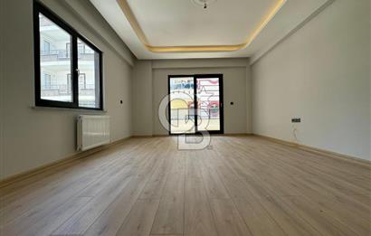 AKÇAY ALTINKUM'DA MODERN TASARIMLI,ARAKAT ULTRA LÜKS 2+1 DAİRE