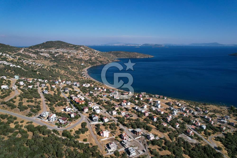 ÇANDARLI BİMEYKO SİTESİ'NDE DENİZ MANZARALI KÖŞE ARSA