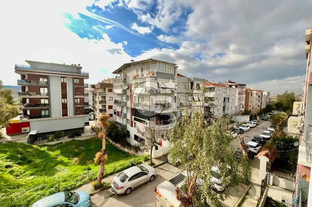 BUCA SEYFİ DEMİRSOY CADDESİ ÜZERİ SATILIK BAKIMLI 3+1