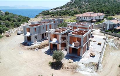 Datça Emecik Mah. Sarıliman'da Denize Sıfır 112m² lüks Villalar