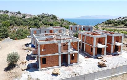 Datça Emecik Mah. Sarıliman'da Denize Sıfır 112m² lüks Villalar