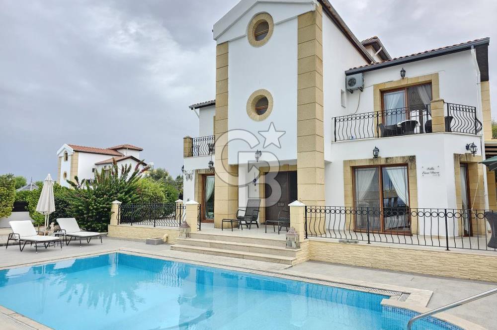 Kıbrıs, Girne, Esentepe Bölgesinde Özel Havuzlu, Full Deniz Manzarasi, Geniş Kullanım Alanlı Satılık 3+1 Villa