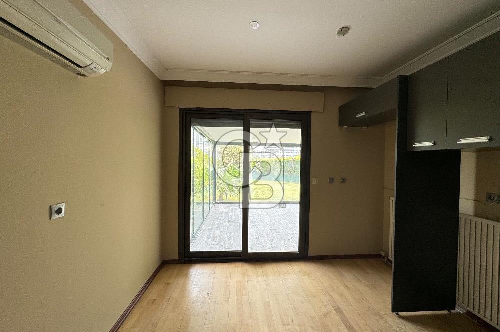 İzmir Mavişehir MAVİADA Sitesinde Kiralık 5+1 Bahçe Dubleksi