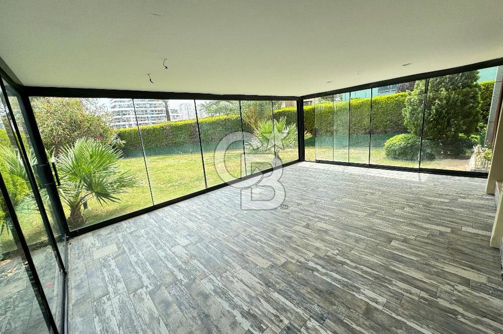 İzmir Mavişehir MAVİADA Sitesinde Kiralık 5+1 Bahçe Dubleksi