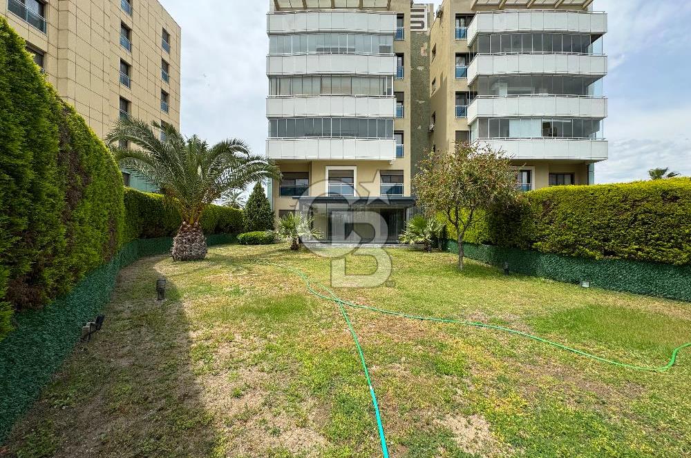 İzmir Mavişehir MAVİADA Sitesinde Kiralık 5+1 Bahçe Dubleksi